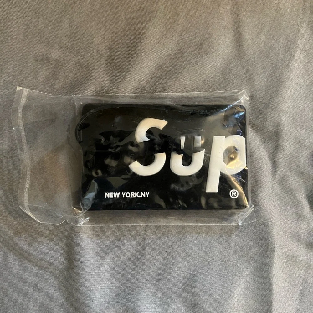 Supreme Luggage Tag/ Never used